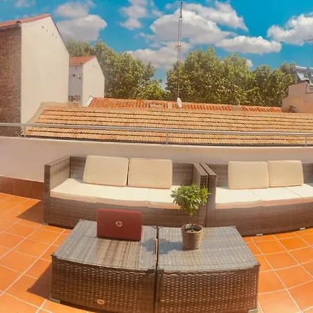 Penthouse Independiente A 3 Paradas En Metro De Atocha Madrid Extérieur photo