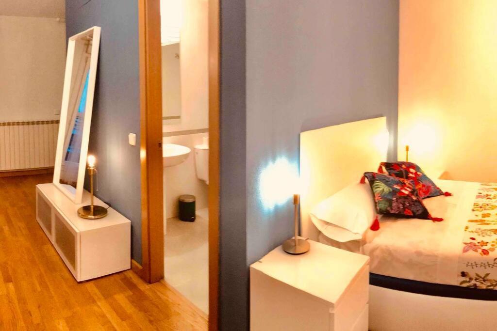 Apartment Penthouse Independiente A 3 Paradas En Metro De Atocha *