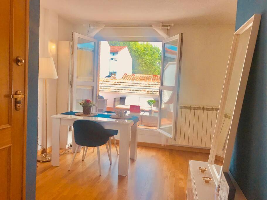 Penthouse Independiente A 3 Paradas En Metro De Atocha Apartament *